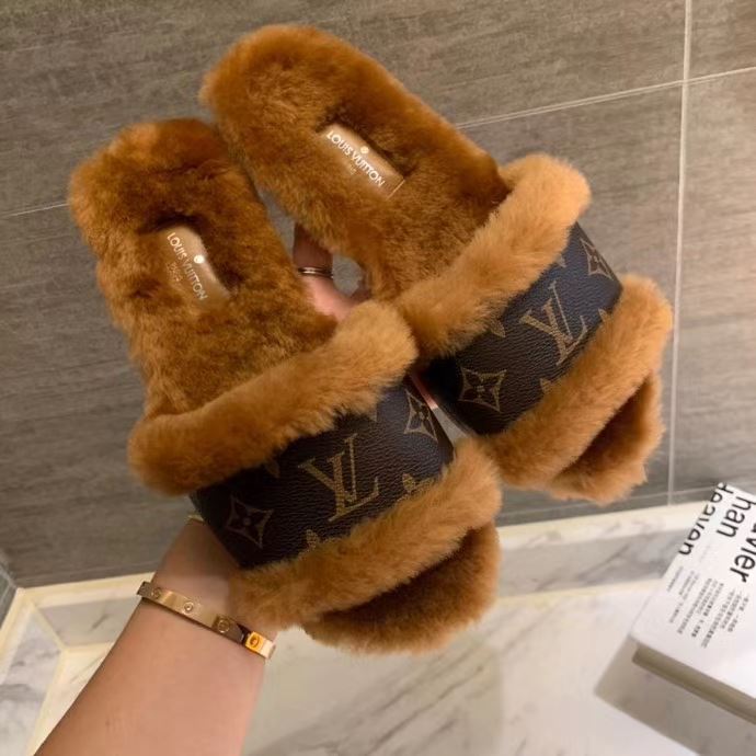 LV Slippers